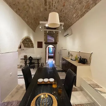 Villa Astrolithos Castle