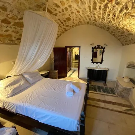 Astrolithos Castle Villa *